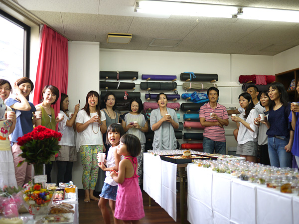 ���s���K�@25���N�L�O�p�[�e�B���t